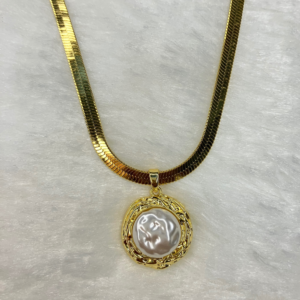 Iconic Pearl Necklace with Gold Plated Snake Chain