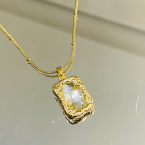 Crystal Clear Pendant Necklace